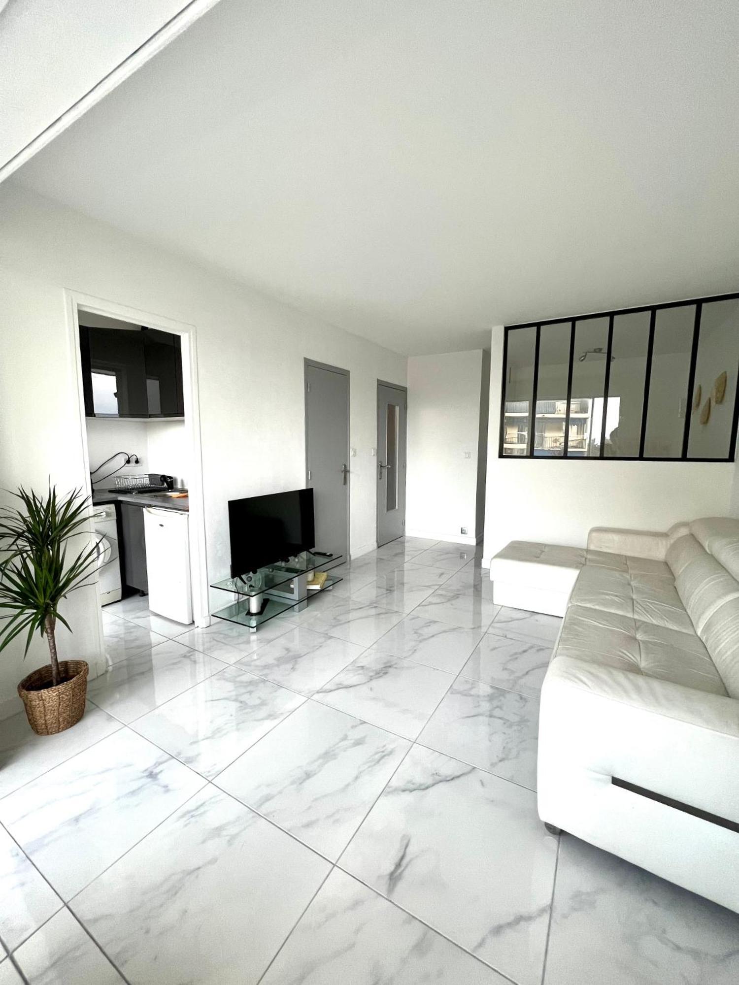 Studio 4 Couchages A 12 Min De La Plage A Pied Avec Wifi, Le Parking Est En Option Антиб Экстерьер фото