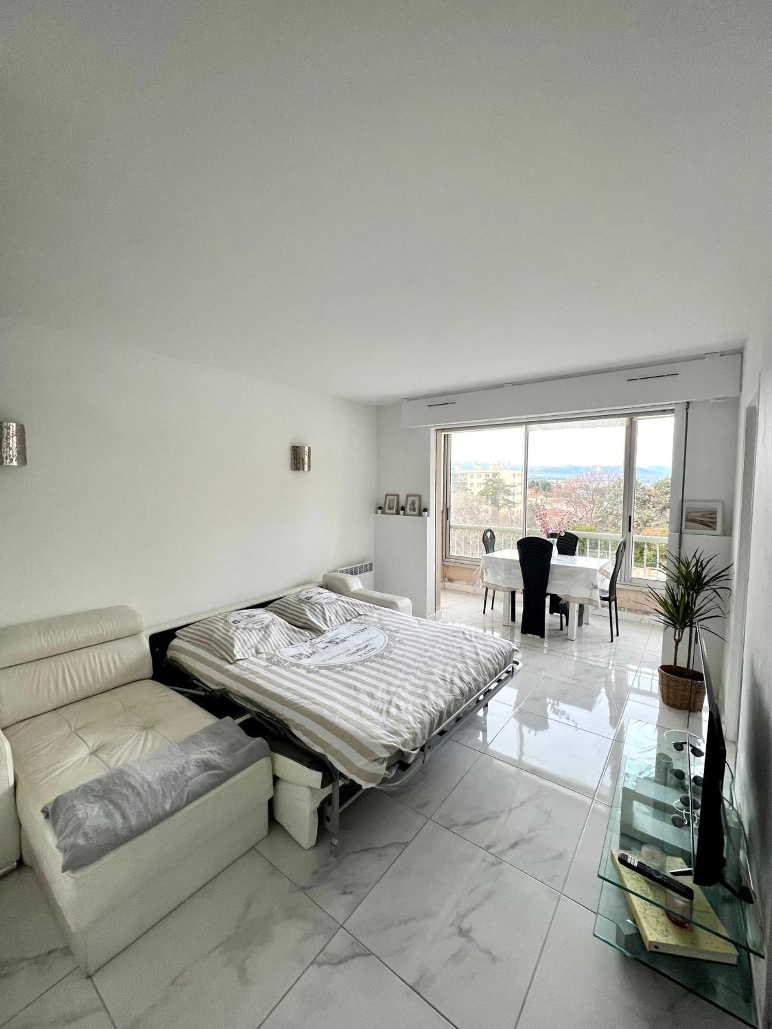 Studio 4 Couchages A 12 Min De La Plage A Pied Avec Wifi, Le Parking Est En Option Антиб Экстерьер фото