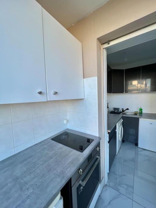 Studio 4 Couchages A 12 Min De La Plage A Pied Avec Wifi, Le Parking Est En Option Антиб Экстерьер фото